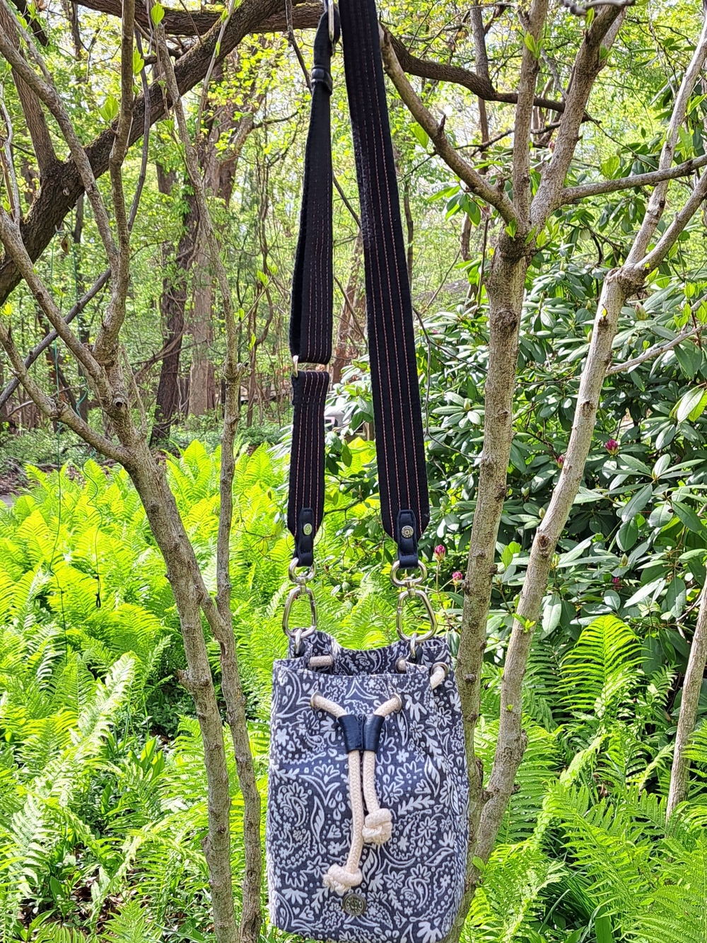 Kipling Woodstock Navy Paisley Drawstring Crossbody Bag